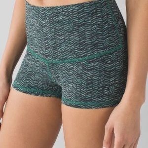 Lululemon high waisted boogie shorts